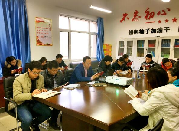 培养宪法意识 弘扬宪法精神——信息工程系举办宪法学习专题讲座